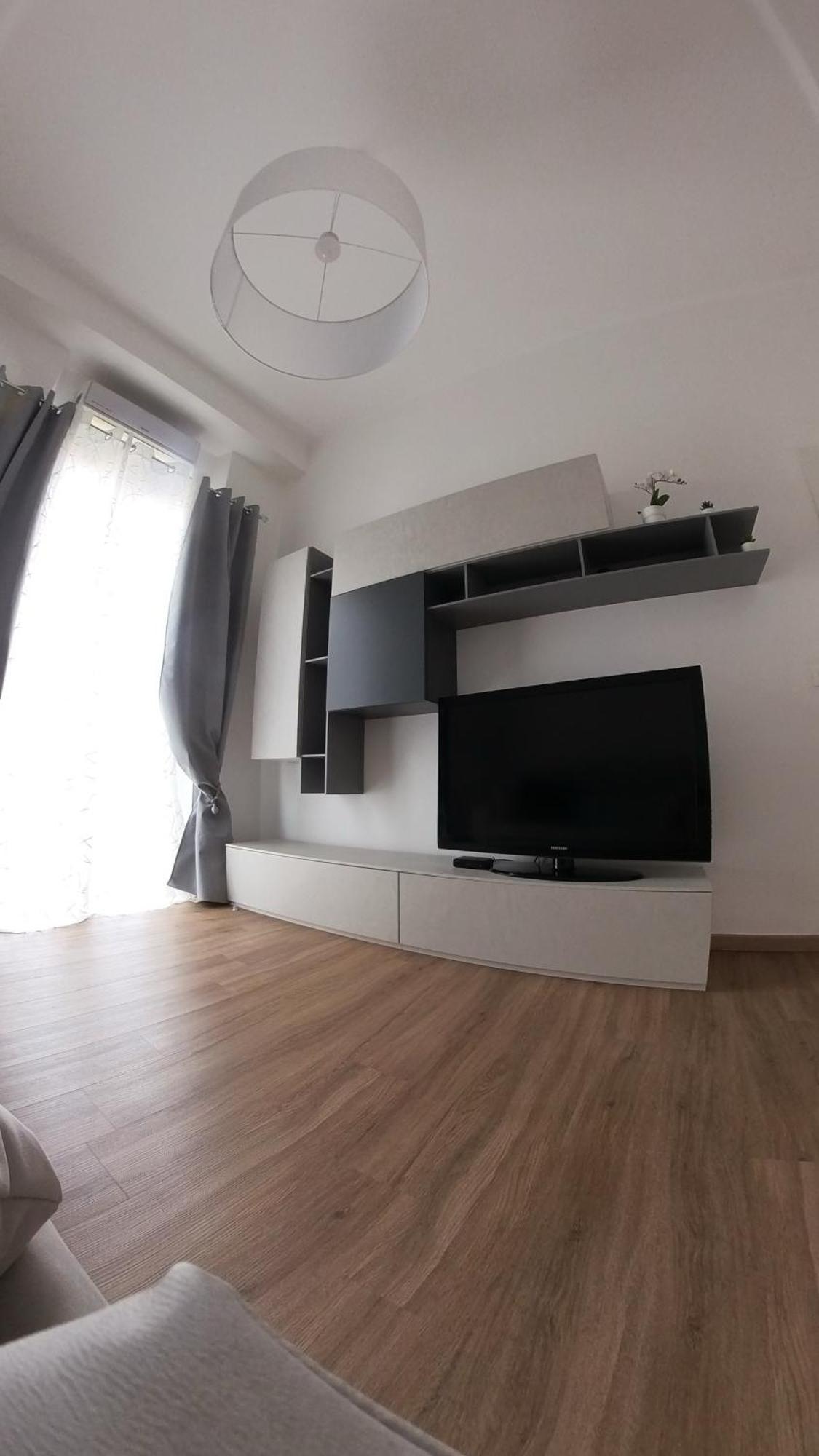 Miglio Blu Apartment ลาสเปเซีย ภายนอก รูปภาพ